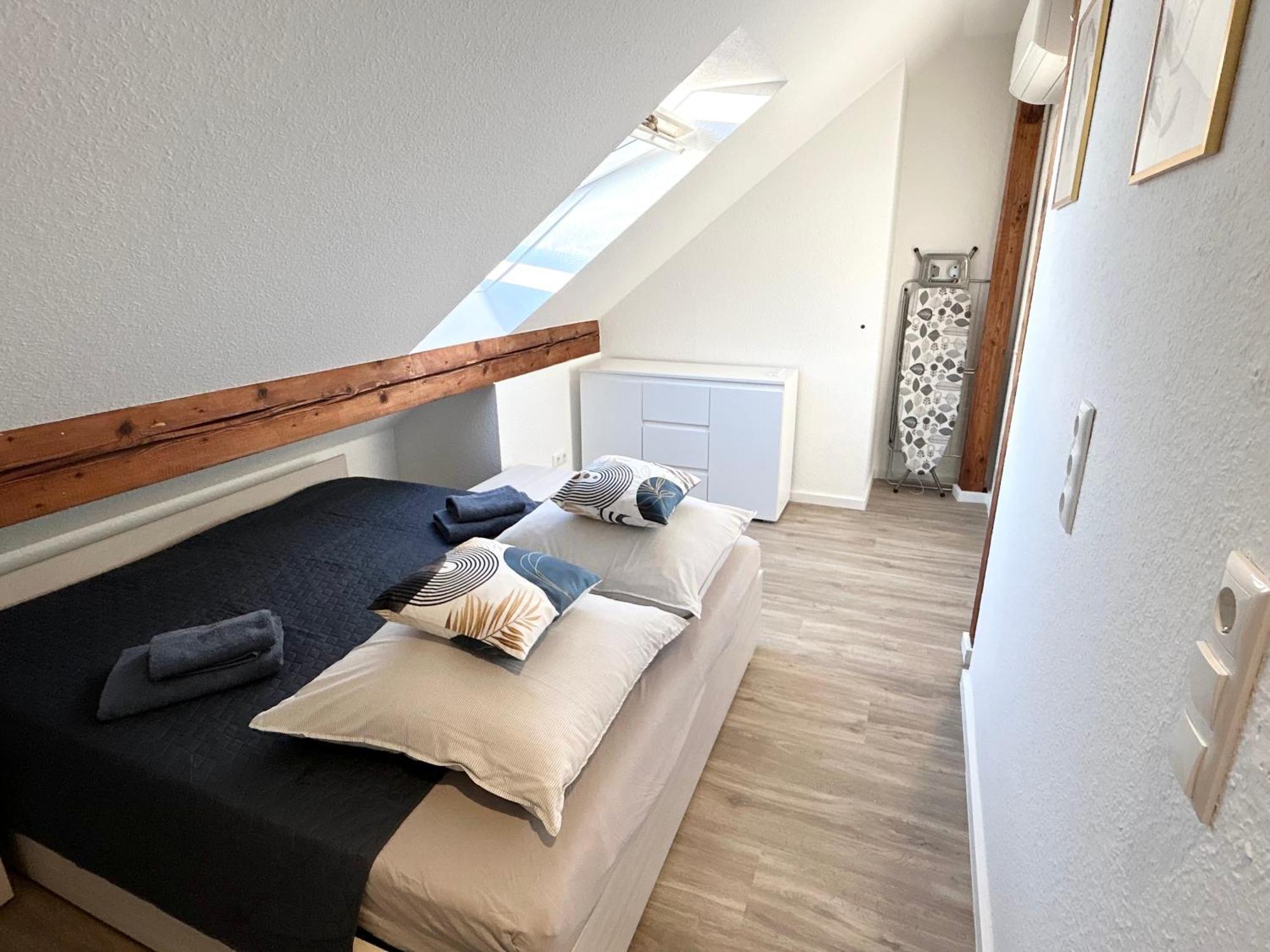 Lgh-Moderne, Ruhige Wohnung, Naehe Zum Flughafen Und Autobahn, 24H-Self-Check-In, Vollausgestattet, Disneyplus, Waschmaschine Langenhagen  Exterior photo